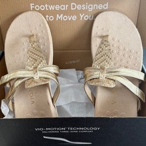 Orthotic Sandal WOVEN GOLD Leather 🇨🇦 ViONIC motion-stability technology NWT BOX